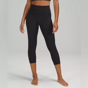 Lululemon Wunder Under High-Rise Crop 21”, Size 6